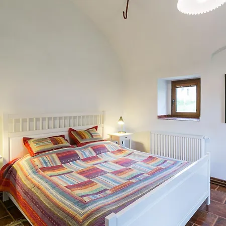 Lypche Apartament *