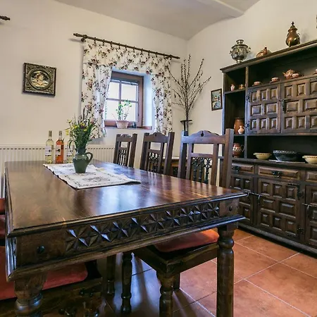 Lypche *